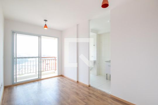 Apartamento para alugar com 2 quartos, 45m² em Helena Maria, Osasco