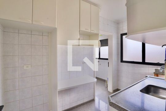 Cozinha de apartamento para alugar com 1 quarto, 58m² em Mooca, São Paulo