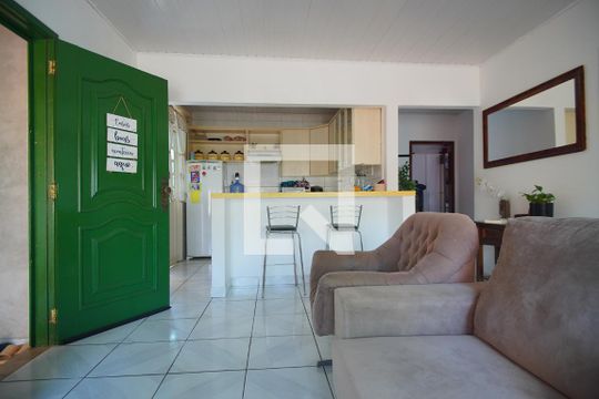 Casa à venda com 3 quartos, 120m² em Jardim Sabará, Porto Alegre
