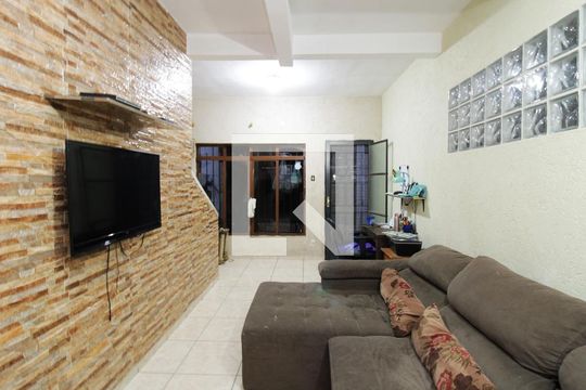 Sala de casa à venda com 3 quartos, 108m² em Vila Nivi, São Paulo