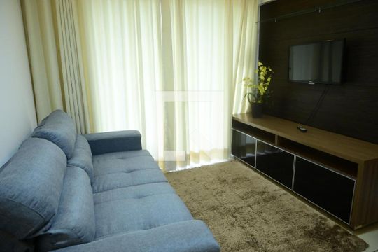 Sala de apartamento para alugar com 2 quartos, 64m² em Setor Leste Universitário, Goiânia