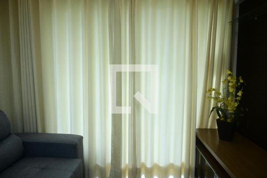 Sala de apartamento para alugar com 2 quartos, 64m² em Setor Leste Universitário, Goiânia