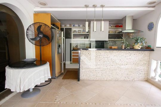 Espaço Gourmet de casa à venda com 5 quartos, 1000m² em Fazenda Morumbi, São Paulo