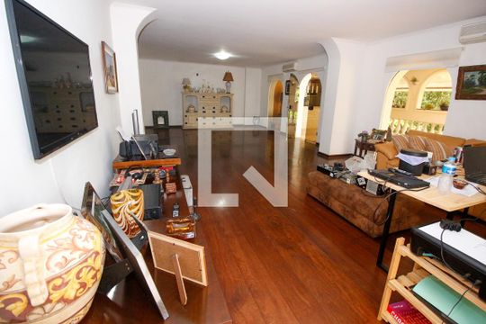 Sala 2 de casa à venda com 5 quartos, 1000m² em Fazenda Morumbi, São Paulo