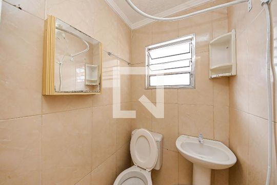 Banheiro de casa para alugar com 0 quarto, 50m² em Quinta da Paineira, São Paulo