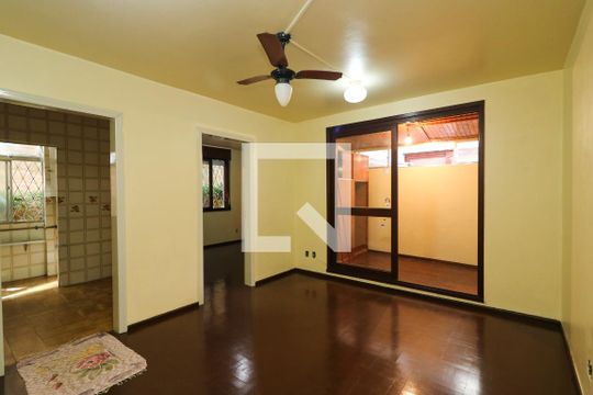 Sala de apartamento para alugar com 1 quarto, 44m² em Santa Tereza, Porto Alegre
