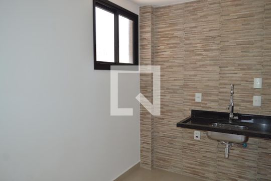 Cozinha de apartamento para alugar com 2 quartos, 56m² em Vila Deodoro, São Paulo
