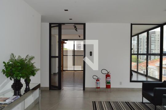 Hall de apartamento para alugar com 2 quartos, 56m² em Vila Deodoro, São Paulo