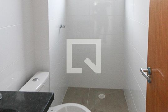 Banheiro de apartamento à venda com 2 quartos, 40m² em Vila Antonieta, São Paulo