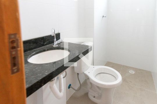 Banheiro de apartamento à venda com 2 quartos, 40m² em Vila Antonieta, São Paulo