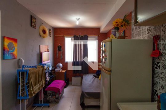 Apartamento para alugar com 1 quarto, 27m² em Vila Ema, São Paulo