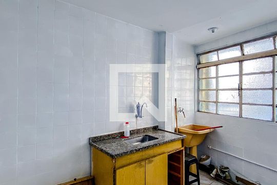 Cozinha de apartamento para alugar com 1 quarto, 39m² em Brás, São Paulo