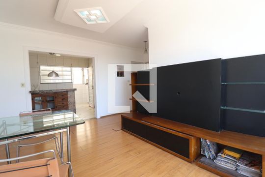 Sala de apartamento para alugar com 3 quartos, 66m² em Vila Dora, Santo André