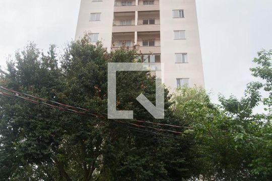 Fachada de apartamento para alugar com 2 quartos, 52m² em Parque Maria Helena, São Paulo
