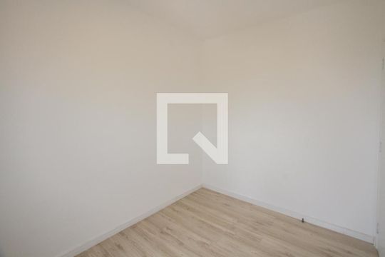 Quarto 2 de apartamento para alugar com 2 quartos, 52m² em Parque Maria Helena, São Paulo
