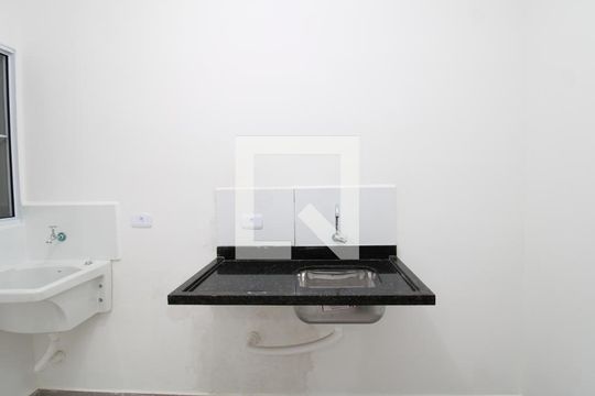 Cozinha de apartamento para alugar com 1 quarto, 30m² em Vila Nova Cachoeirinha, São Paulo