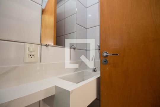 Banheiro Social de apartamento para alugar com 2 quartos, 56m² em Águas Claras, Brasília