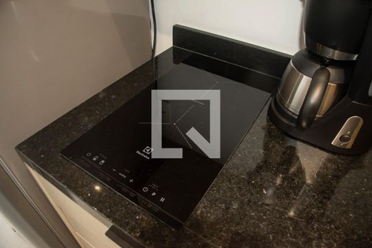 Cozinha de kitnet/studio para alugar com 1 quarto, 20m² em Vila Clementino, São Paulo