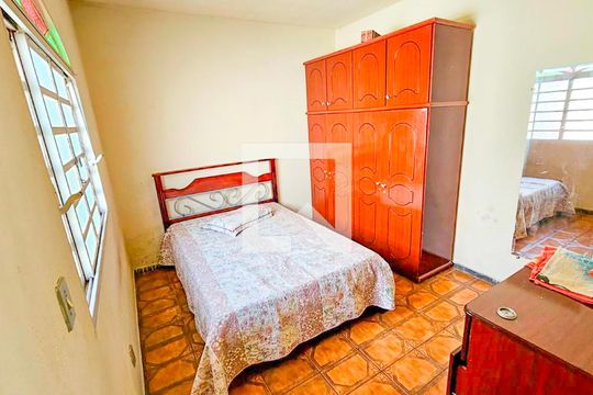 Quarto 1 de casa à venda com 4 quartos, 310m² em Paraíso, Belo Horizonte