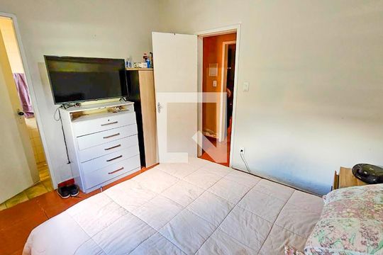 Quarto 2 de casa à venda com 4 quartos, 310m² em Paraíso, Belo Horizonte