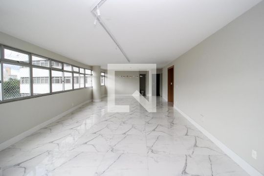 Apartamento à venda com 4 quartos, 282m² em Santo Agostinho, Belo Horizonte