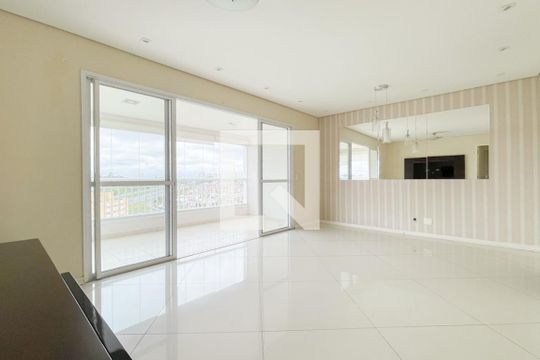 Apartamento para alugar com 3 quartos, 107m² em Vila Lusitania, São Bernardo do Campo