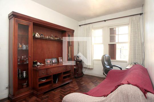 Sala 2 de casa à venda com 5 quartos, 180m² em Santana, Porto Alegre