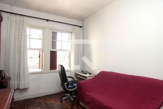Sala 2 de casa à venda com 5 quartos, 180m² em Santana, Porto Alegre
