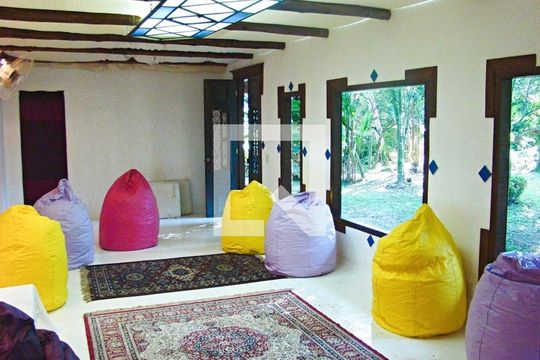 Área comum de casa à venda com 4 quartos, 320m² em Vargem Pequena, Rio de Janeiro