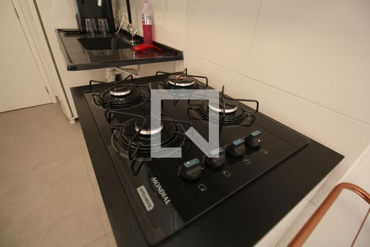 Studio de kitnet/studio para alugar com 1 quarto, 24m² em Paraíso do Morumbi, São Paulo