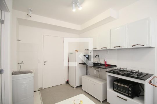 Studio de kitnet/studio para alugar com 1 quarto, 24m² em Paraíso do Morumbi, São Paulo