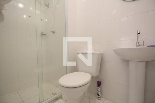 Banheiro de kitnet/studio à venda com 1 quarto, 24m² em Paraíso do Morumbi, São Paulo