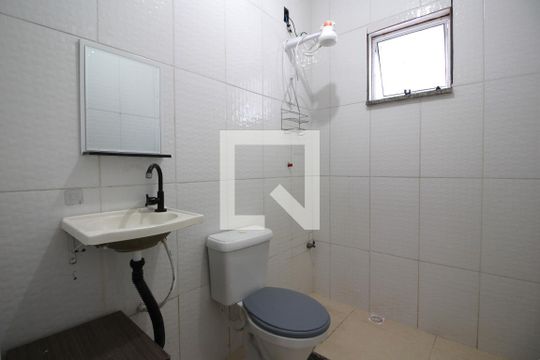 Banheiro Social de casa para alugar com 2 quartos, 60m² em Barra da Tijuca, Rio de Janeiro