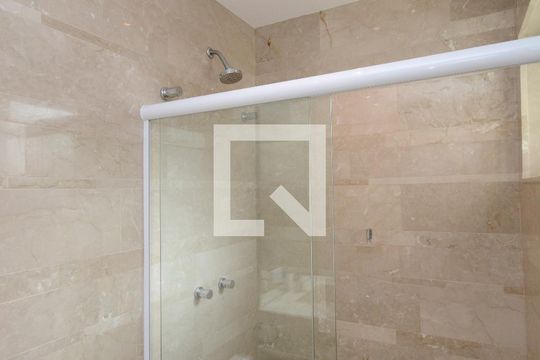 Banheiro da Suíte 2 de casa de condomínio à venda com 4 quartos, 300m² em Vila Nova Caledonia, São Paulo