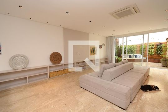 Sala de casa de condomínio à venda com 4 quartos, 300m² em Vila Nova Caledonia, São Paulo