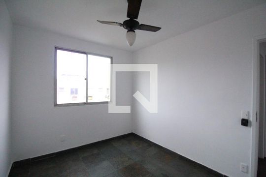 Quarto 1 de apartamento à venda com 2 quartos, 57m² em Taquara, Rio de Janeiro