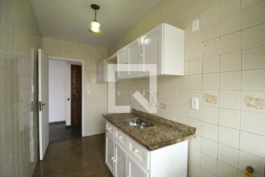Cozinha de apartamento à venda com 2 quartos, 57m² em Taquara, Rio de Janeiro