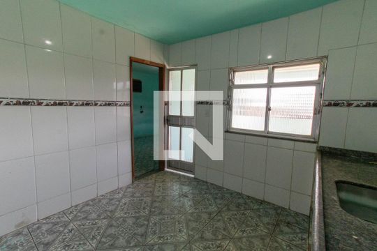 Cozinha de casa para alugar com 1 quarto, 80m² em Fonseca, Niterói
