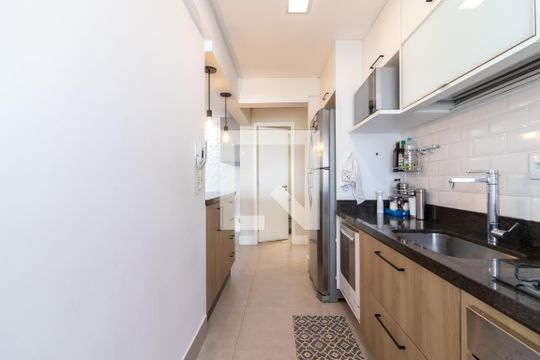 Cozinha de apartamento para alugar com 3 quartos, 87m² em Vila Dom Pedro Ii, São Paulo