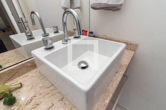 Banheiro 2 de apartamento para alugar com 3 quartos, 87m² em Vila Dom Pedro Ii, São Paulo