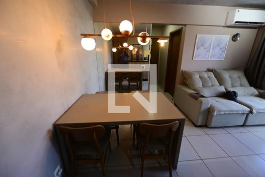 Sala de apartamento para alugar com 2 quartos, 56m² em Residencial Granville, Goiânia