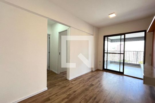 Apartamento à venda com 2 quartos, 57m² em Vila Santa Catarina, São Paulo