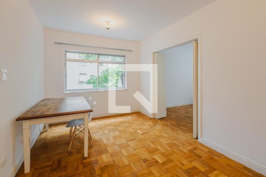 Sala de apartamento à venda com 2 quartos, 84m² em Jardim Paulista, São Paulo