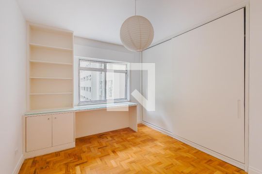 Quarto 1 de apartamento à venda com 2 quartos, 84m² em Jardim Paulista, São Paulo