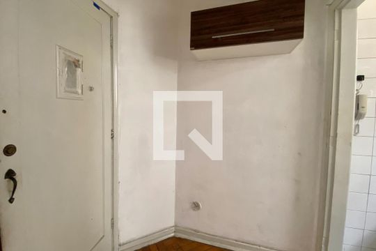 Entrada de apartamento à venda com 1 quarto, 29m² em Centro, Rio de Janeiro
