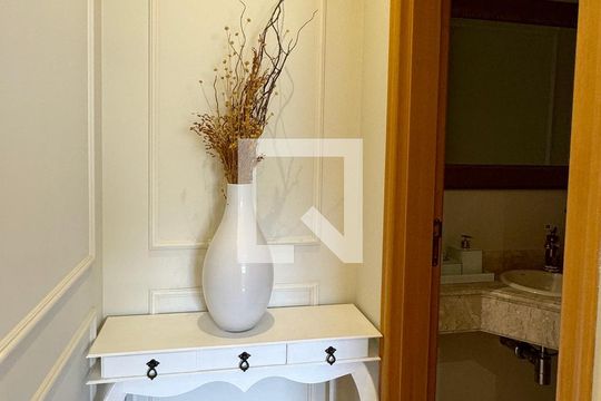 Lavabo de apartamento para alugar com 3 quartos, 140m² em Residencial Tambore Iii, Santana de Parnaíba