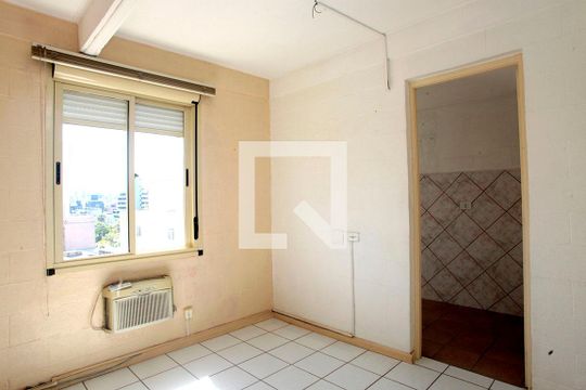 Sala de apartamento à venda com 1 quarto, 32m² em Santana, Porto Alegre