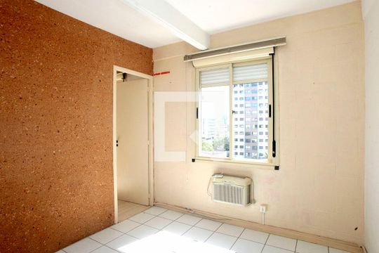 Apartamento à venda com 1 quarto, 32m² em Santana, Porto Alegre