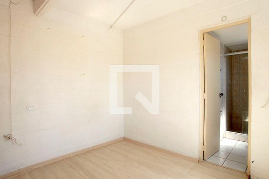 Quarto de apartamento à venda com 1 quarto, 32m² em Santana, Porto Alegre