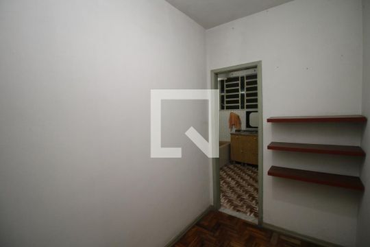 Antesala de casa à venda com 2 quartos, 341m² em Irajá, Rio de Janeiro